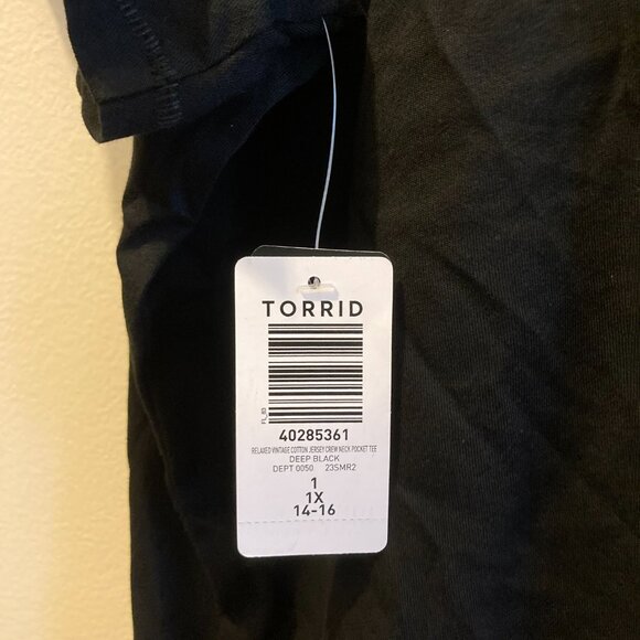 Cotton Jersey Crew Neck Pocket Tee - Picture 9 of 10